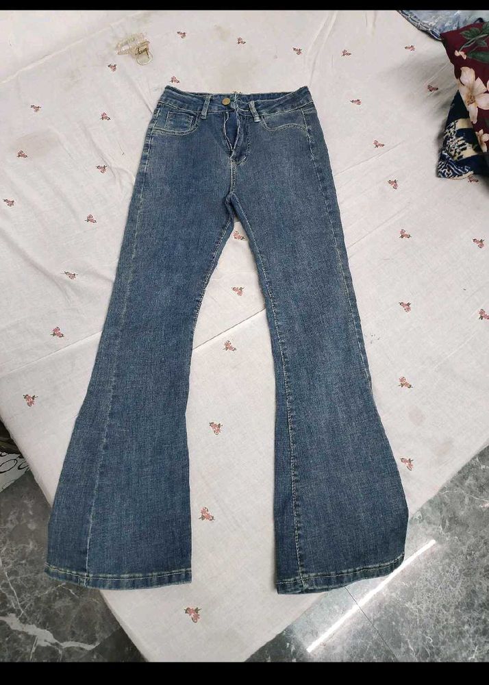 bootcut jeans