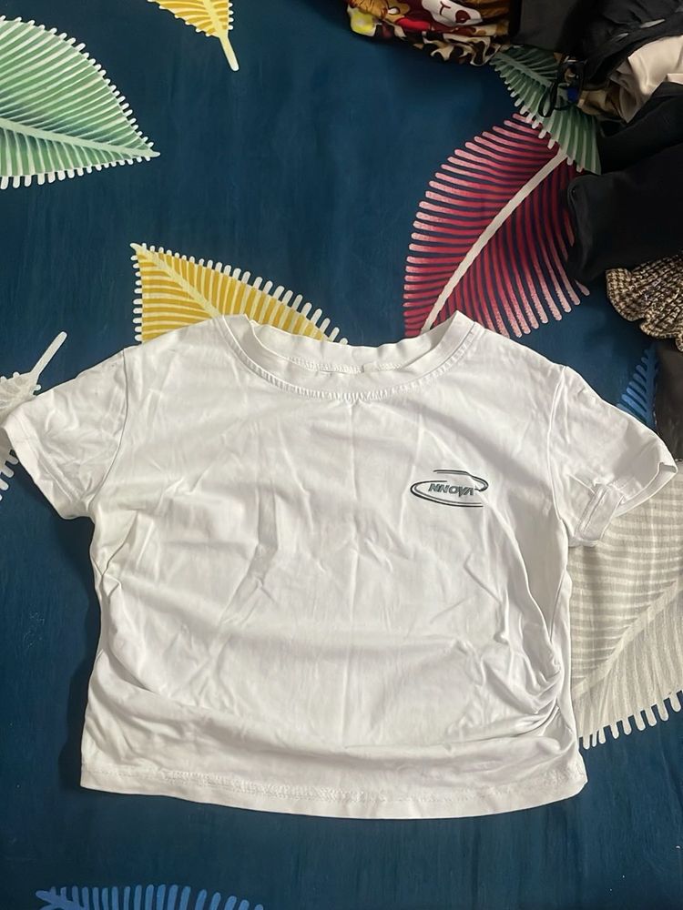 White Graphic Print Cropped T-Shirt
