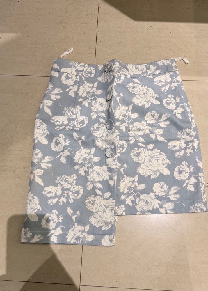 Floral Button-Up Mini Skirt