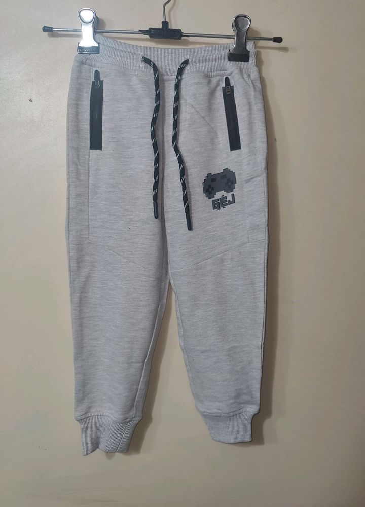 Gini &amp; Jony Boys Grey Track Pant . New With Tag