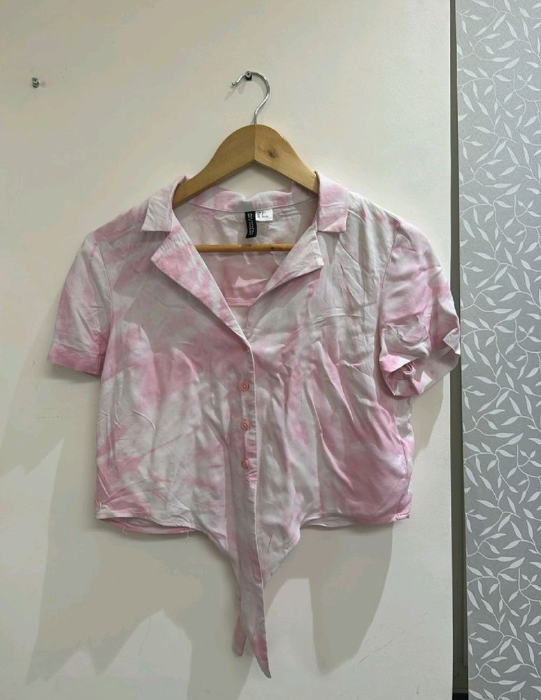 H&amp;M Cropped Shirt