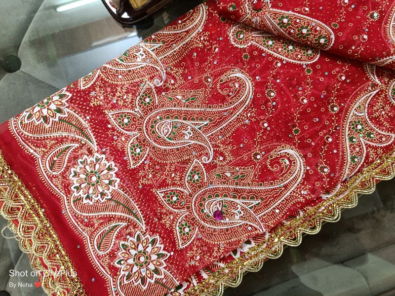 Red Colour Full Size Heavy Chunri 😍😍 Grab Fa