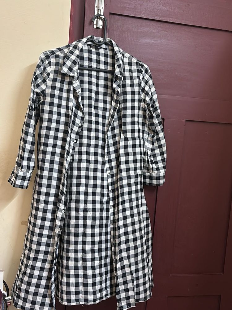 Chic Black &amp; White Gingham Tunic