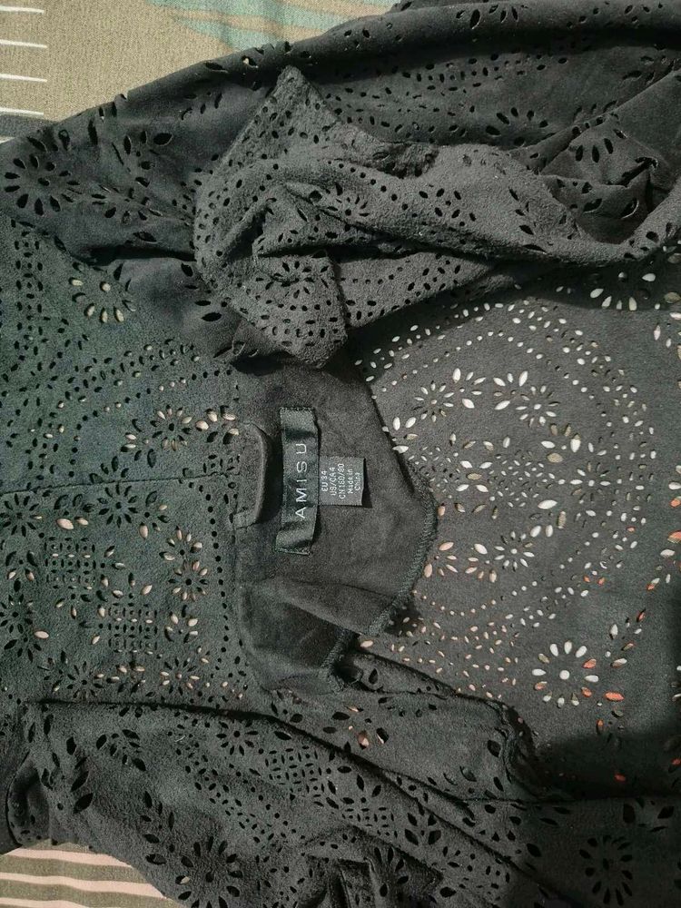 Amisu Black Lace Top