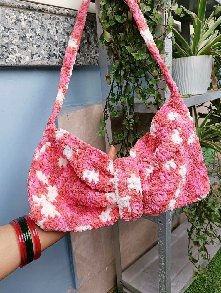 Chunky Knit Shoulder Bag