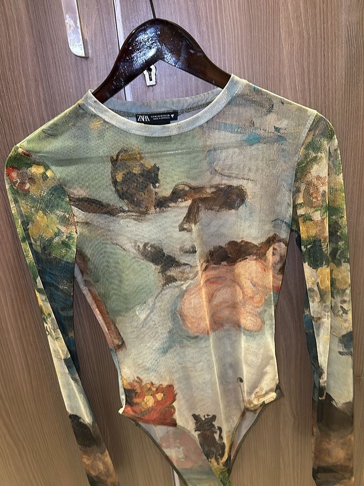 Zara Top (size M)