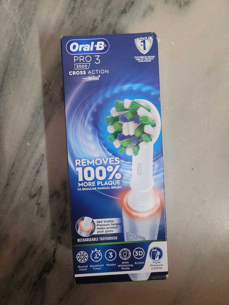 Oral-B Pro 3,  Rechargeable Toothbrush