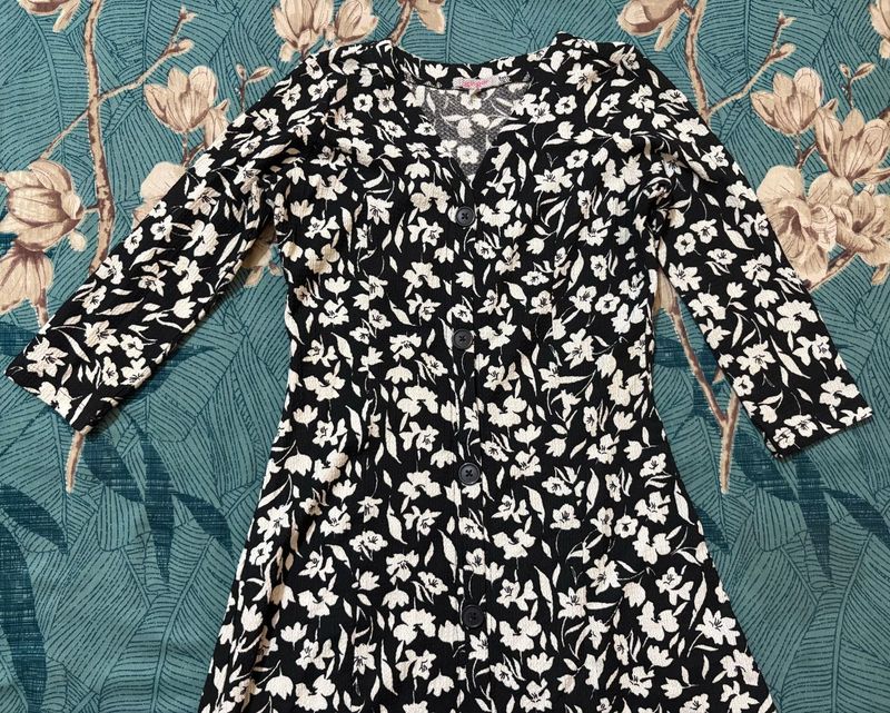 floral v neck black dress