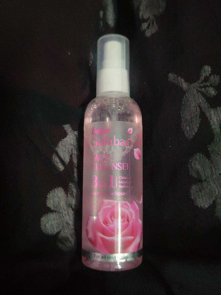 Dabur Gulabari Face Cleanser