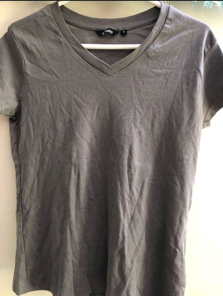 Grey Tshirt