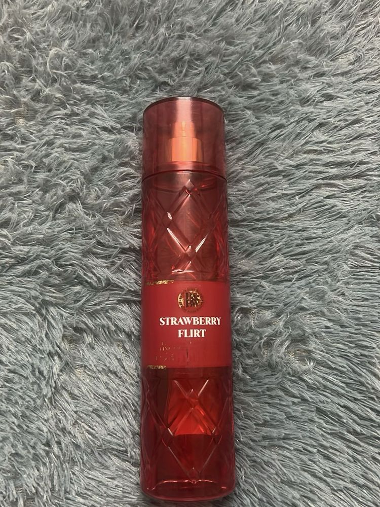 Bath &amp; Body Works Strawberry Flirt Mist