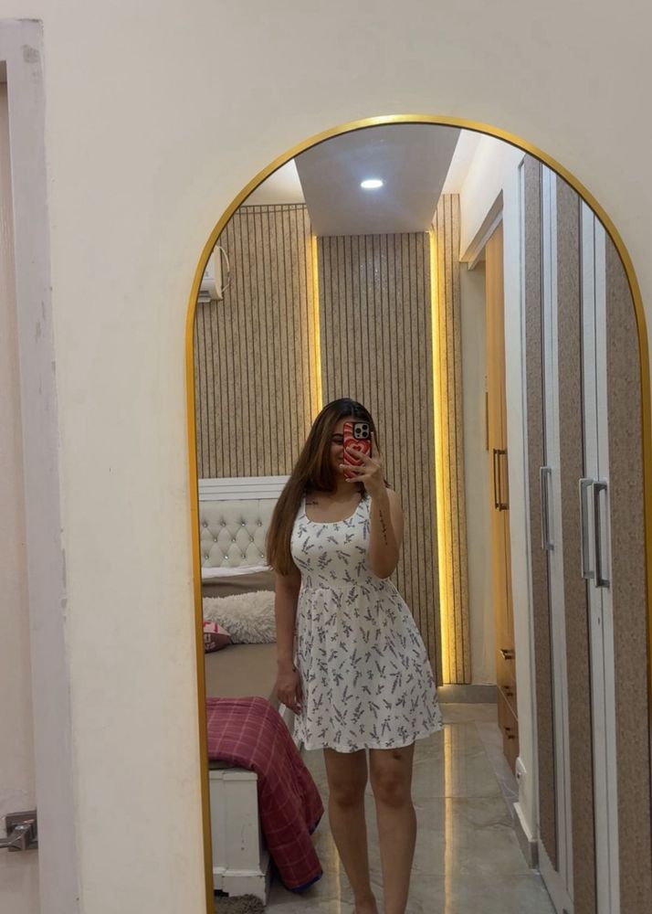 H&amp;M Cute Floral Print Mini Dress