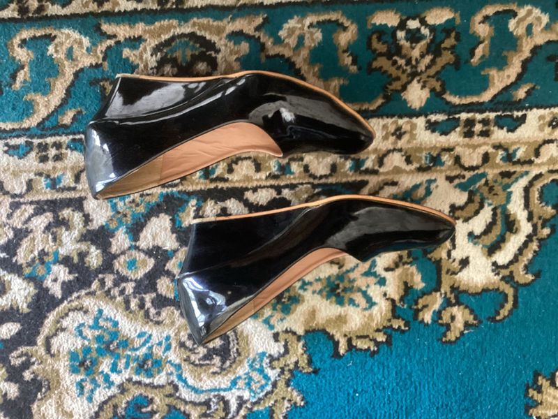 Chic Black Patent Wedge Heels