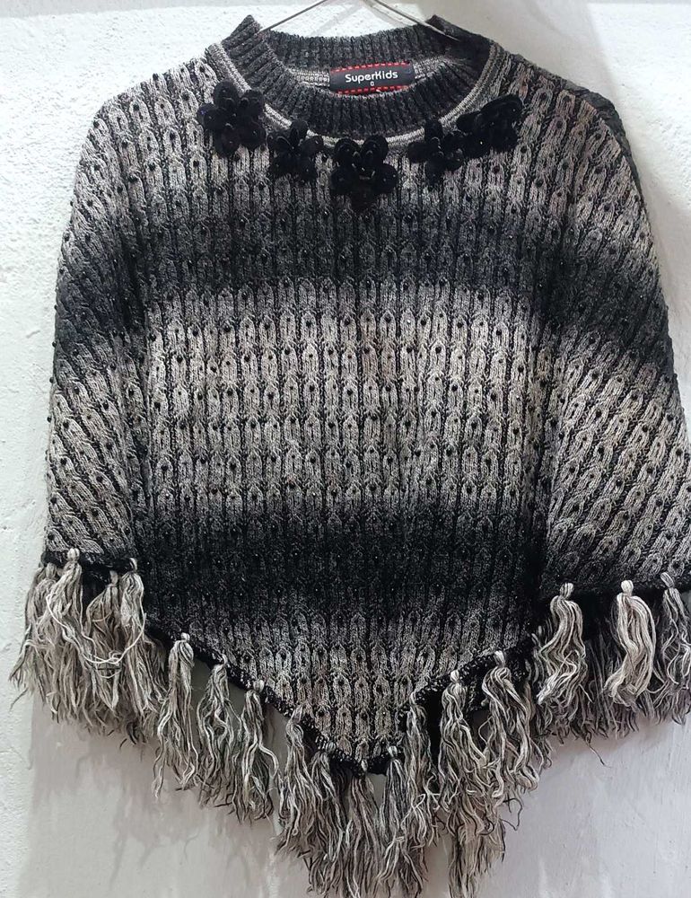 Black Gray Contrast Ponchu (11-12 Years Girls)