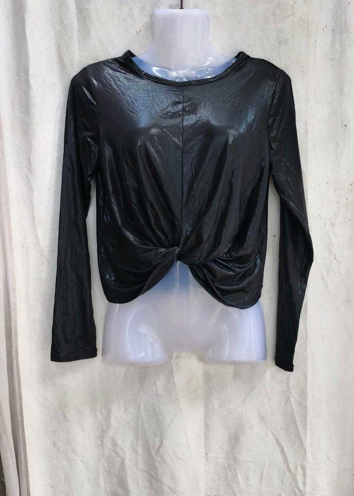 18279. Black Twist Front Long Sleeve Top