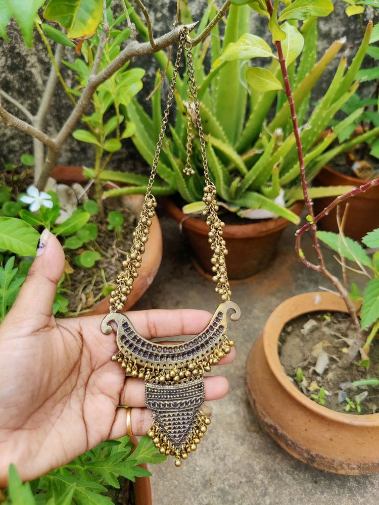 golden oxidize neckpiece