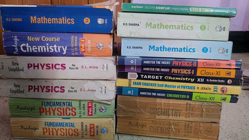Class 11 &amp; 12 Physics, Chemistry, Maths Books