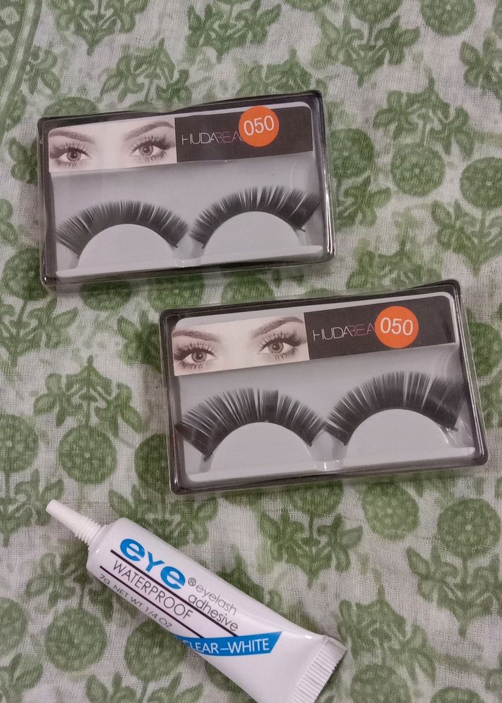 Huda Beauty False Eyelashes With It's Glue.