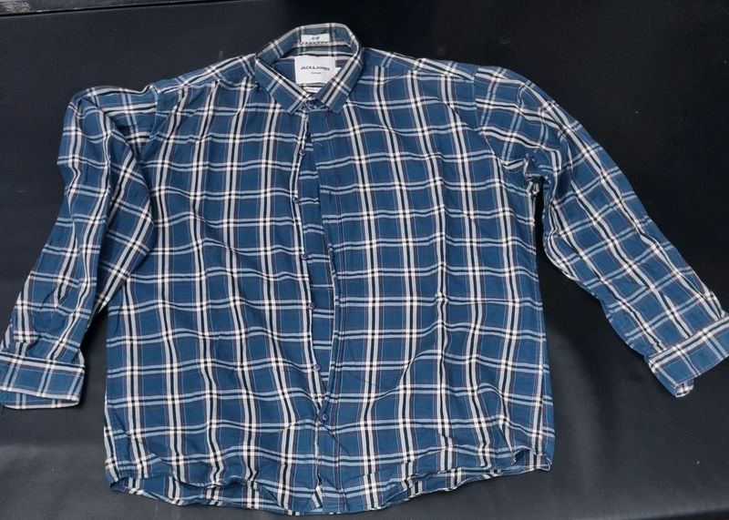 XXL Shirt without tag In fresh Condition