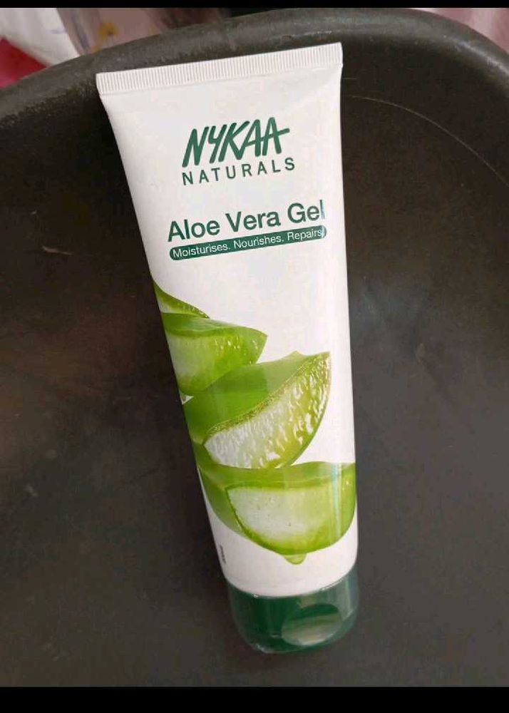 Nykaa alovera gel
