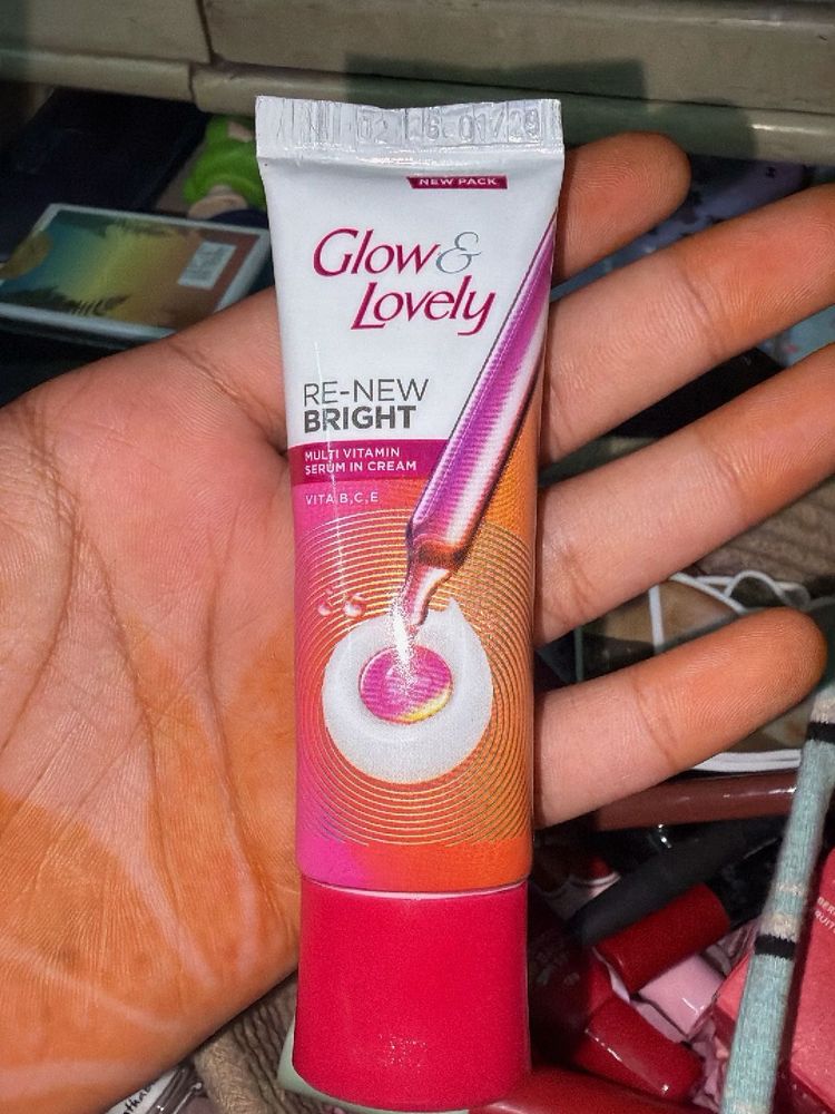Glow &amp; Lovely Re-New Bright Face Cream