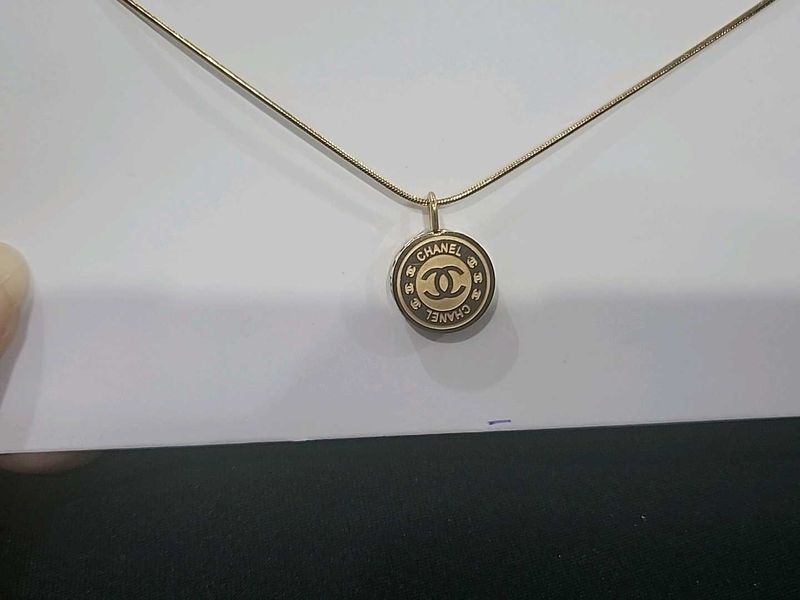 Chanel Gold Pendant Necklace anti-tarnish