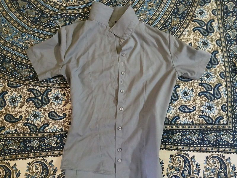 Classic Grey Short Sleeve Button-Up Shirt