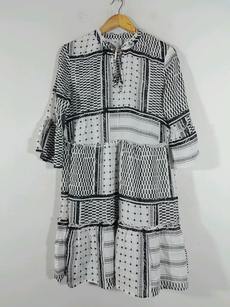 Black &amp; White Printed Dress (Women's)