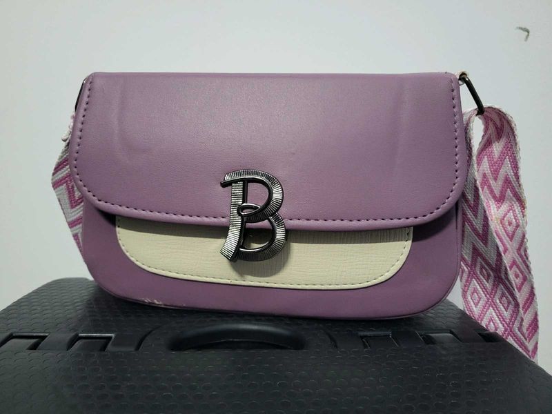 Stylish Lavender and Cream Crossbody Bag