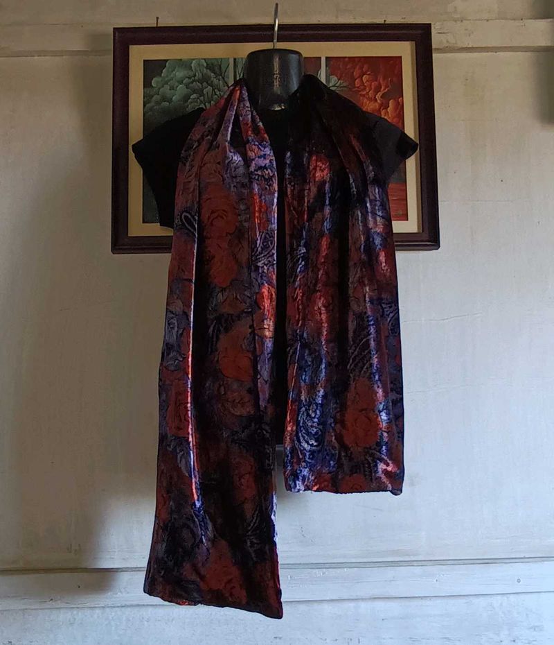 Elegant Floral Scarf