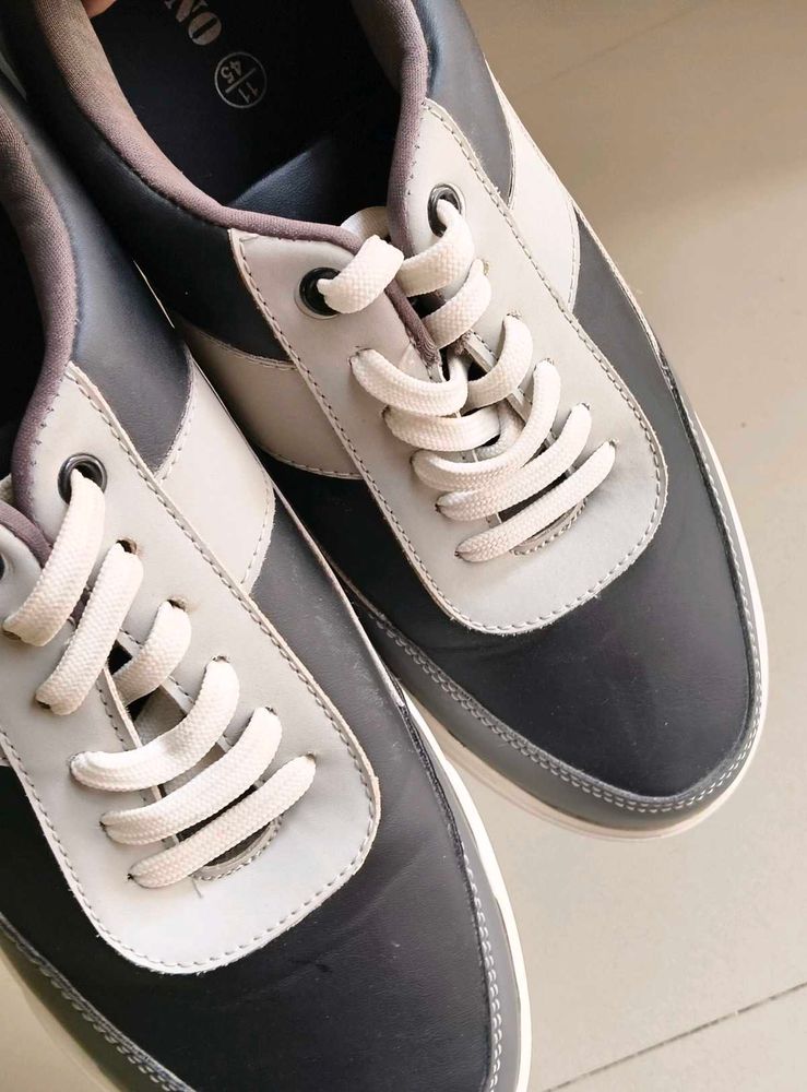 Aesthetic Sneaker !!!
