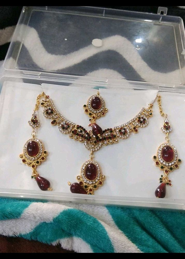Exquisite Kundan &amp; Ruby Necklace Set