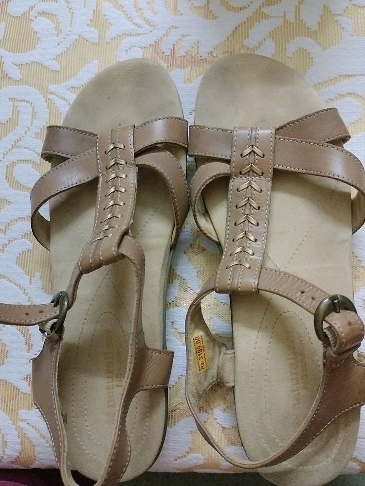 Ladies Comfortable Sandals