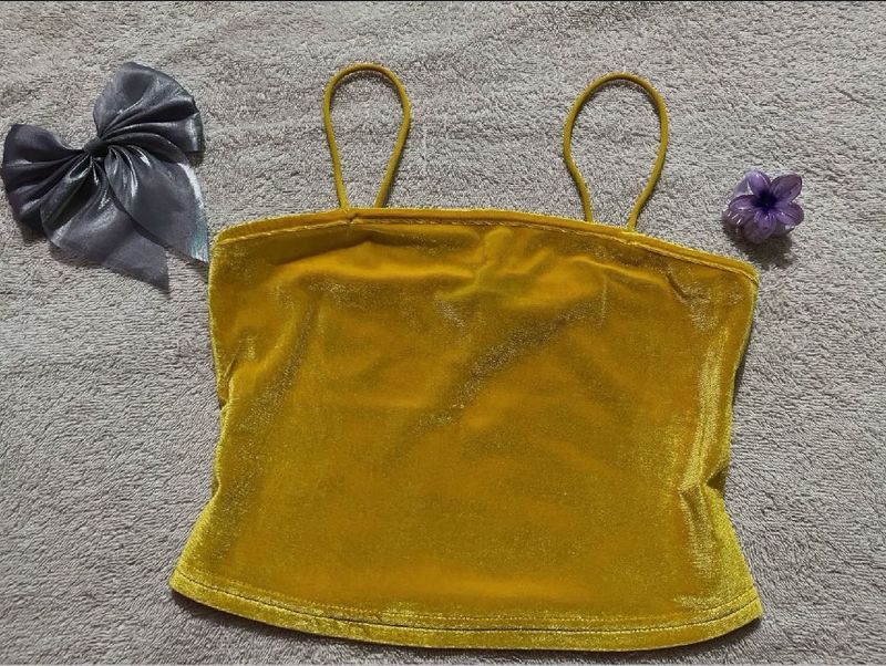 SHEIN Velvet Crop Top size s,m