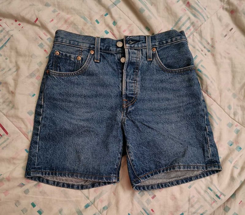 Levis 501 Original Denim Shorts | Y2k 2012 model