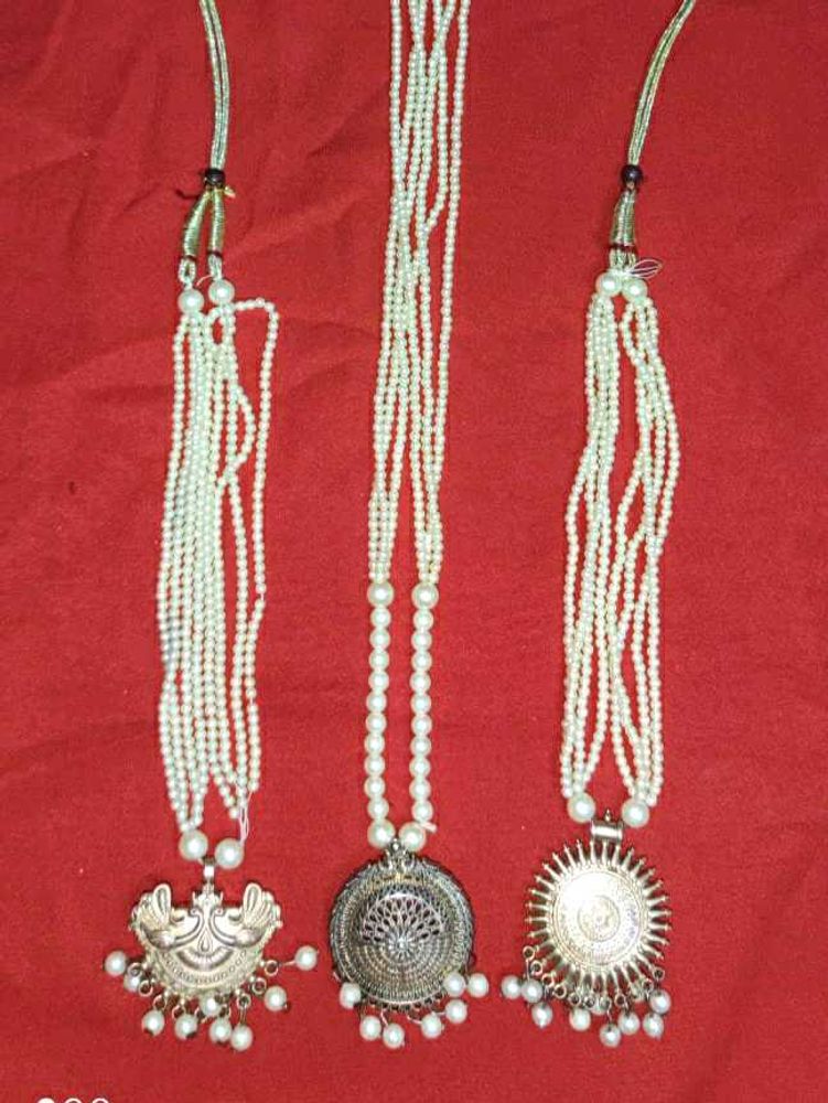 Set of 3 Traditional Pearl Necklaces