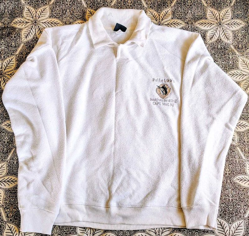Vintage Embroidered Collared Sweatshirt