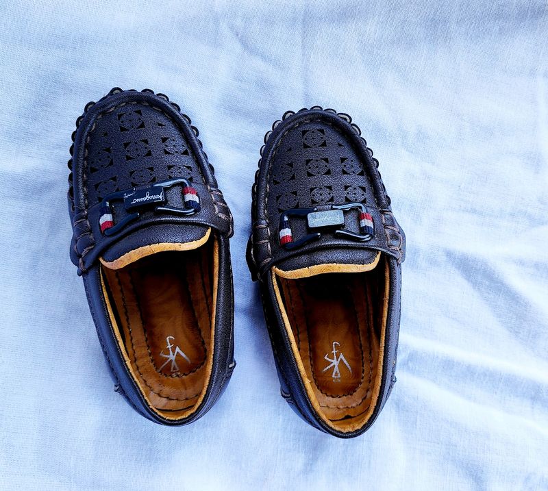 Brown Appliqur LOAFERS FOR BOY kids