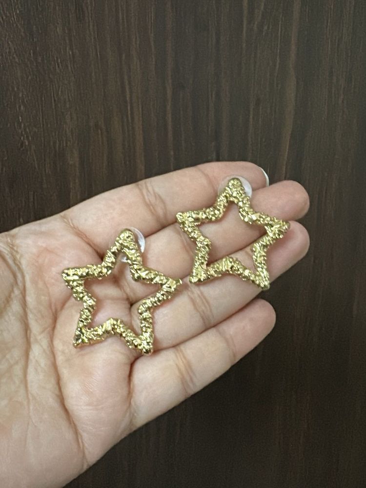 Textured Star Earrings