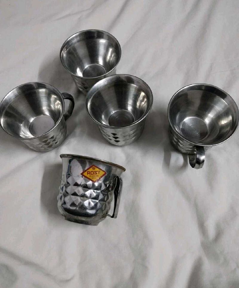 Set of 5 stainless steel cups