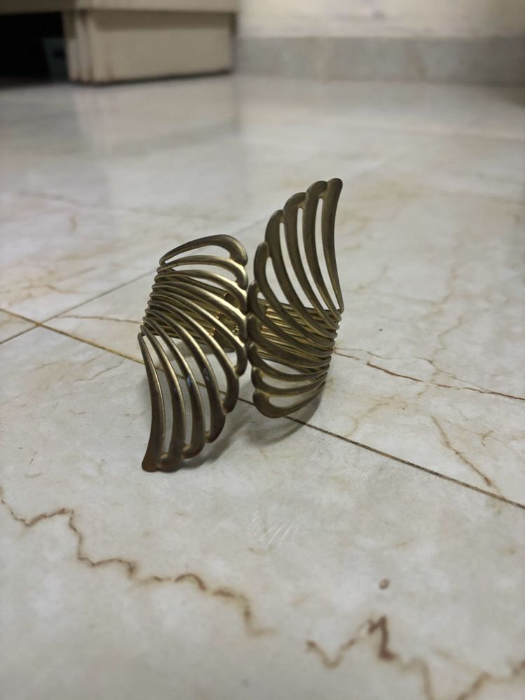 Unique Golden Cuff Bracelet
