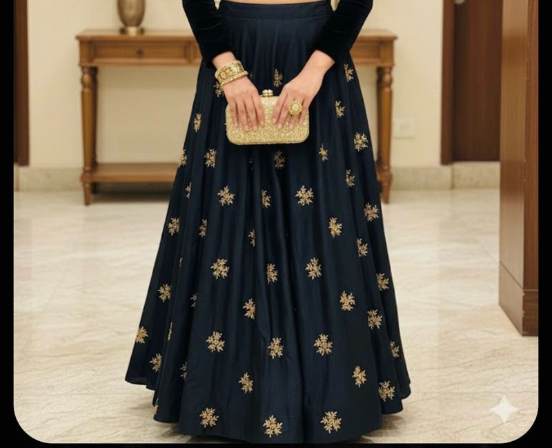 Elegant Embroidered Lehenga Choli Set