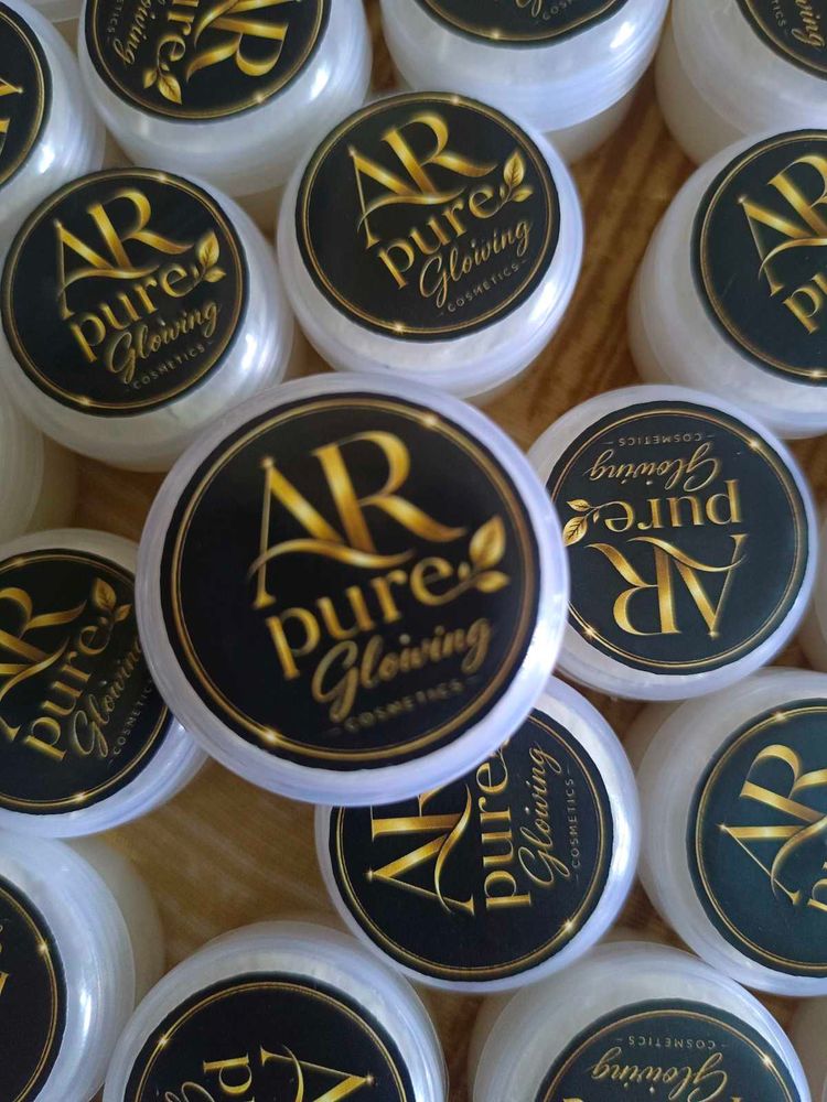 AR Pure Glowing Cosmetics Set