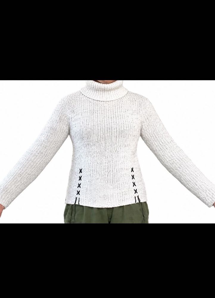 white Knit Turtleneck Sweater