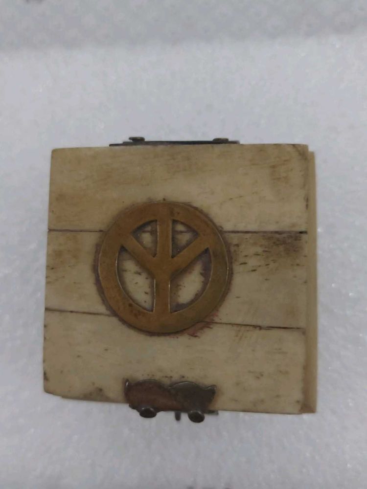 Vintage handcrafted trinklet Peace Sign Box