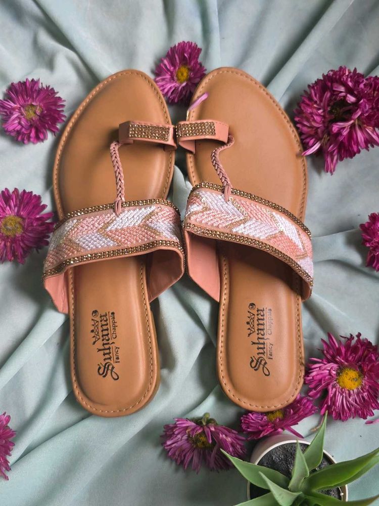Brand New Stylish Pink Ethnic Flats / Kolhapuri St