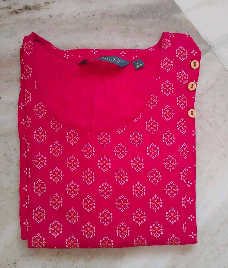 Avaasa Kurta