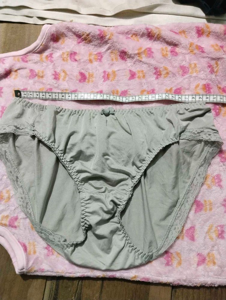 Comfortable Women's Briefs
