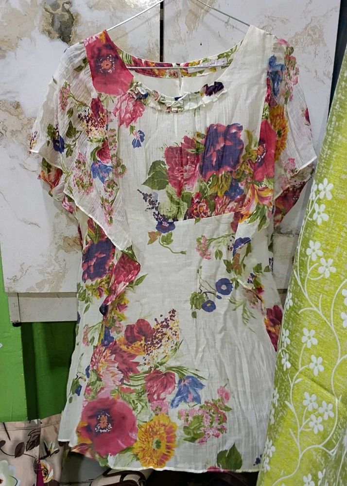 Chic Floral Print Top