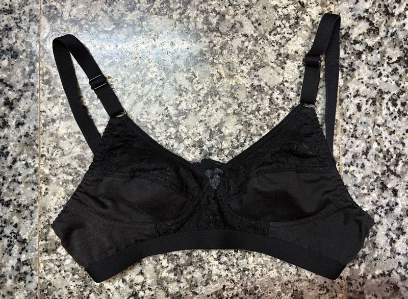 combo of 4 bras